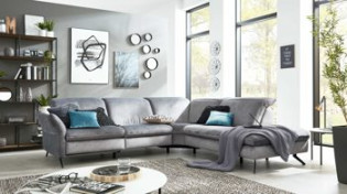 Interliving Sofa Serie  - Ecksofa, silberfarbener Velours Joyce &